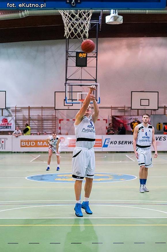 Tur(ów) za silny. AZS rozbity w Pucharze Polski Intermarché Basket Cup