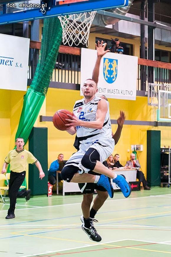 Tur(ów) za silny. AZS rozbity w Pucharze Polski Intermarché Basket Cup
