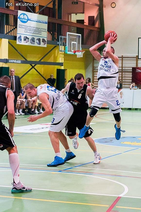 Tur(ów) za silny. AZS rozbity w Pucharze Polski Intermarché Basket Cup