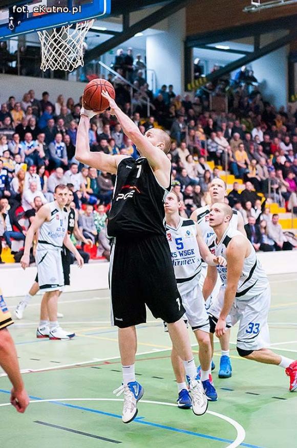 Tur(ów) za silny. AZS rozbity w Pucharze Polski Intermarché Basket Cup