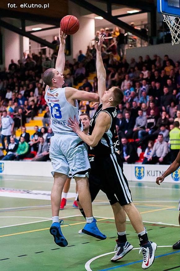 Tur(ów) za silny. AZS rozbity w Pucharze Polski Intermarché Basket Cup