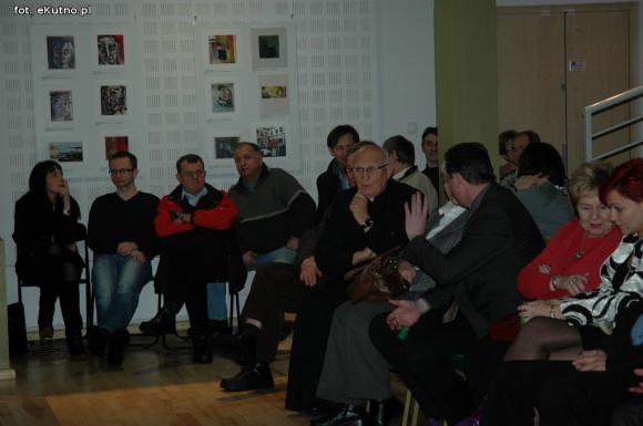 Antoni Macierewicz w Kutnie: Oni świetnie wiedzą, że kłamią. Państwo polskie na kolanach