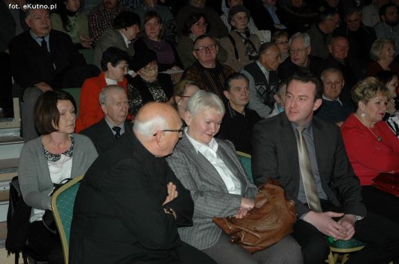 Antoni Macierewicz w Kutnie: Oni świetnie wiedzą, że kłamią. Państwo polskie na kolanach