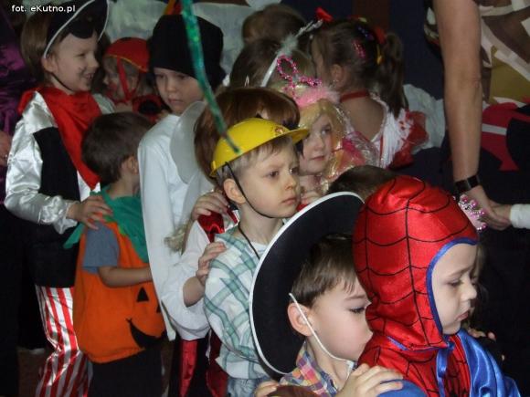 Bal w krainie bałwanków w rytmie Gangnam Style