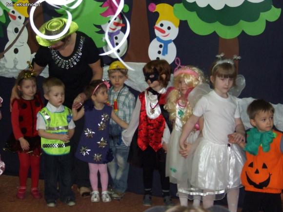 Bal w krainie bałwanków w rytmie Gangnam Style