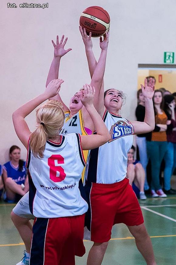 Dziewczyny z ZS nr 1 im. St. Staszica w Kutnie wygrały Licealiadę