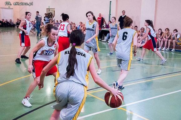 Dziewczyny z ZS nr 1 im. St. Staszica w Kutnie wygrały Licealiadę