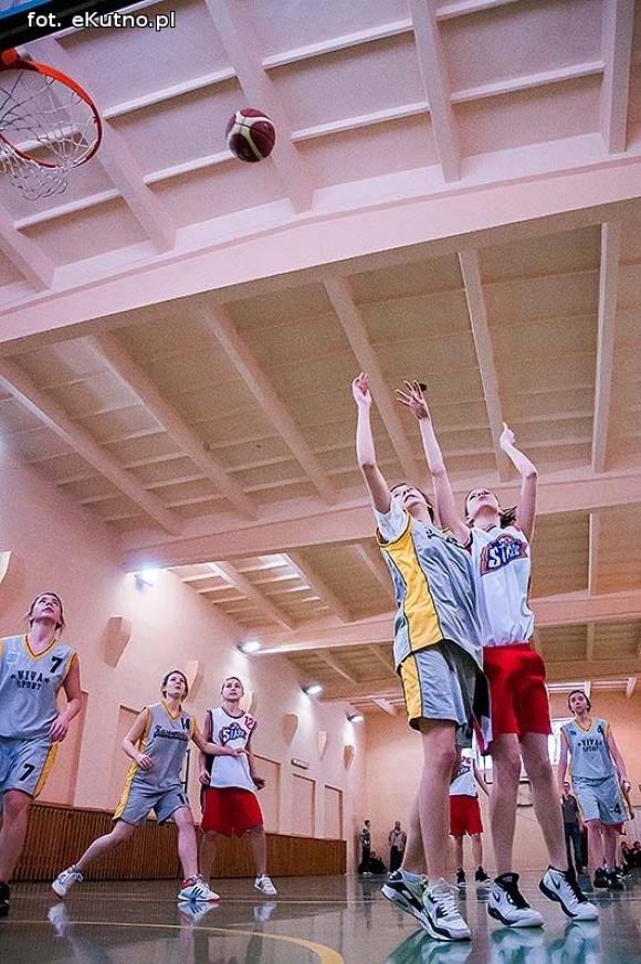 Dziewczyny z ZS nr 1 im. St. Staszica w Kutnie wygrały Licealiadę