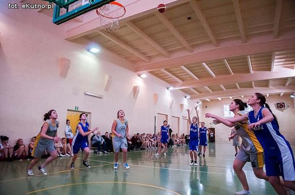 Dziewczyny z ZS nr 1 im. St. Staszica w Kutnie wygrały Licealiadę