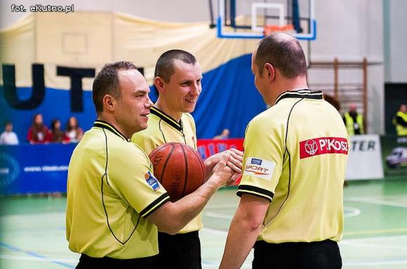 Słodki smak zwycięstwa. AZS schrupał toruńskie pierniki