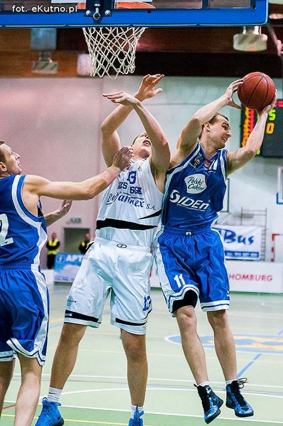 Słodki smak zwycięstwa. AZS schrupał toruńskie pierniki