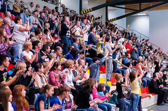 Słodki smak zwycięstwa. AZS schrupał toruńskie pierniki