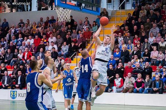 Słodki smak zwycięstwa. AZS schrupał toruńskie pierniki