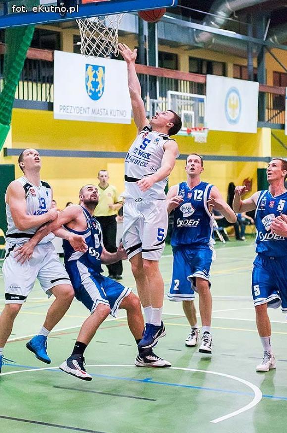 Słodki smak zwycięstwa. AZS schrupał toruńskie pierniki