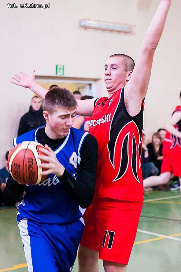 Staszic nie ma sobie równych. Chłopcy wygrali Licealiadę 2013 na etapie powiatowym