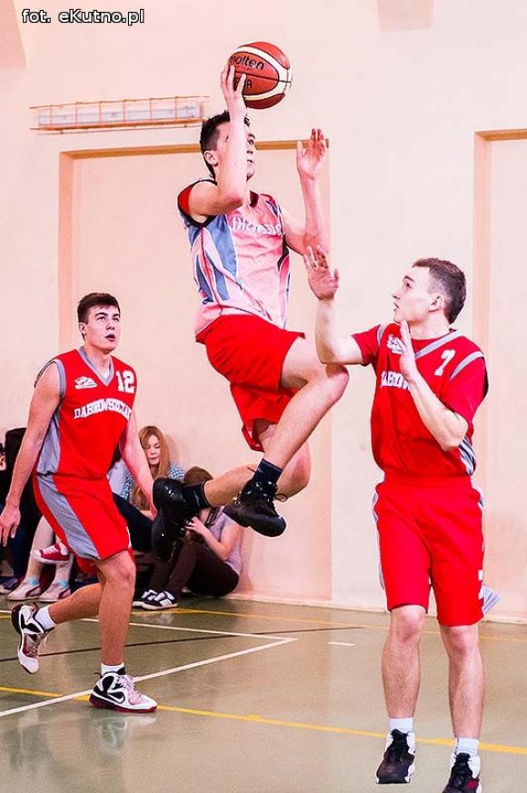 Staszic nie ma sobie równych. Chłopcy wygrali Licealiadę 2013 na etapie powiatowym