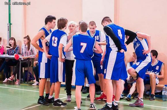 Staszic nie ma sobie równych. Chłopcy wygrali Licealiadę 2013 na etapie powiatowym