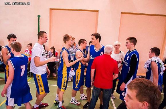 Staszic nie ma sobie równych. Chłopcy wygrali Licealiadę 2013 na etapie powiatowym