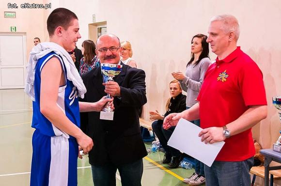 Staszic nie ma sobie równych. Chłopcy wygrali Licealiadę 2013 na etapie powiatowym