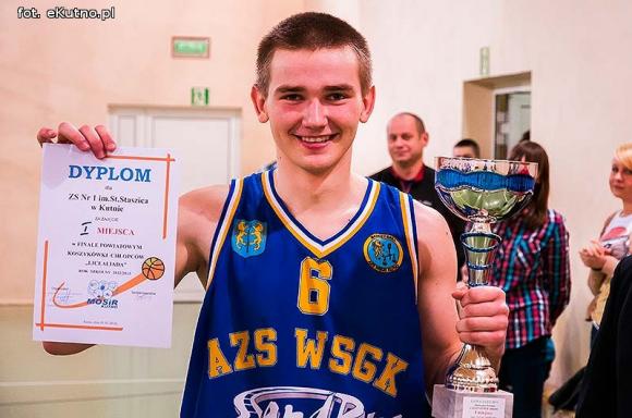 Staszic nie ma sobie równych. Chłopcy wygrali Licealiadę 2013 na etapie powiatowym