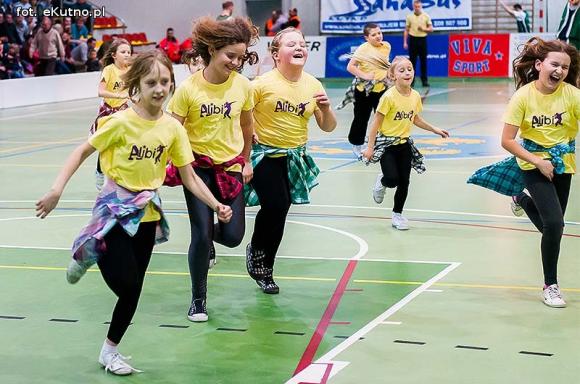 Rzuty za trzy nie wystarczyły. AZS przegrał z MOSiR-em Krosno