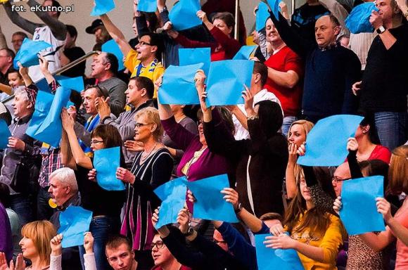 Rzuty za trzy nie wystarczyły. AZS przegrał z MOSiR-em Krosno