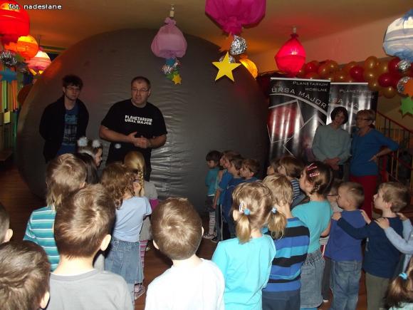 Tęczowe ferie w Calineczce