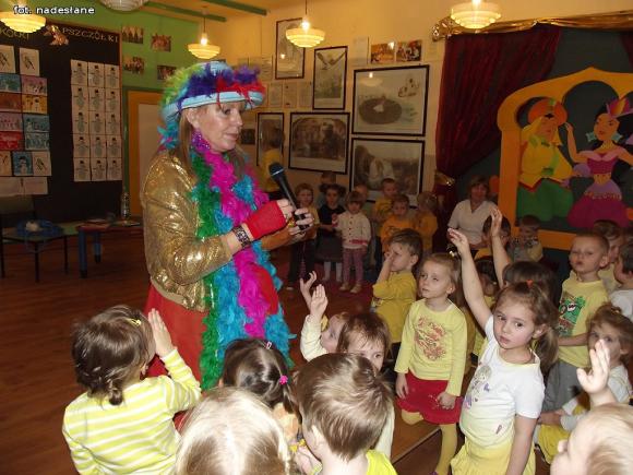 Tęczowe ferie w Calineczce