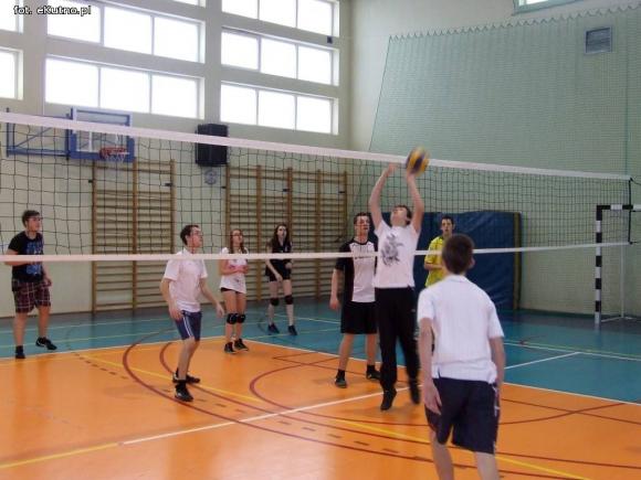 Ferie 2013: Siatkówka i tenis stołowy dominują w 