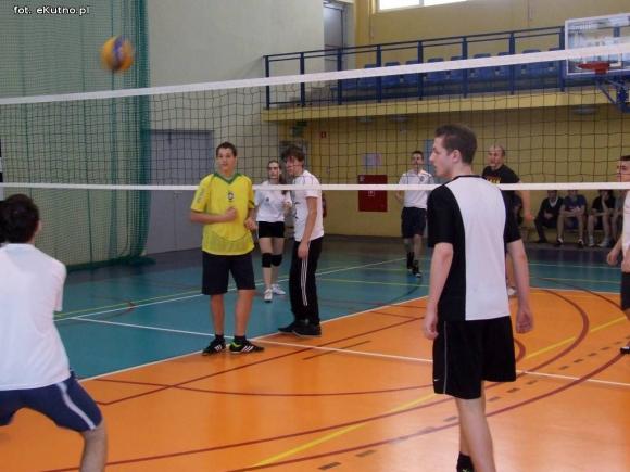 Ferie 2013: Siatkówka i tenis stołowy dominują w 