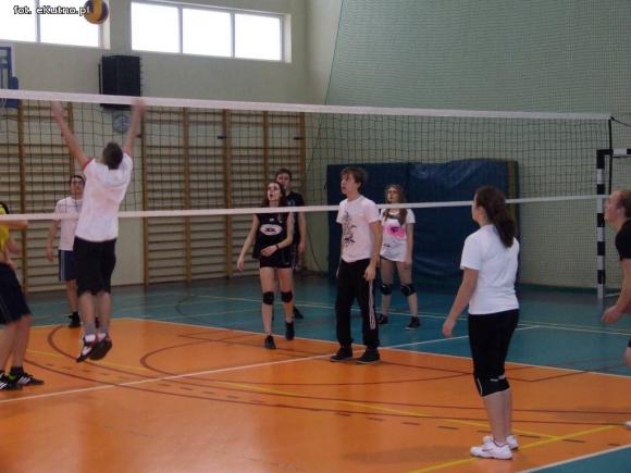 Ferie 2013: Siatkówka i tenis stołowy dominują w 