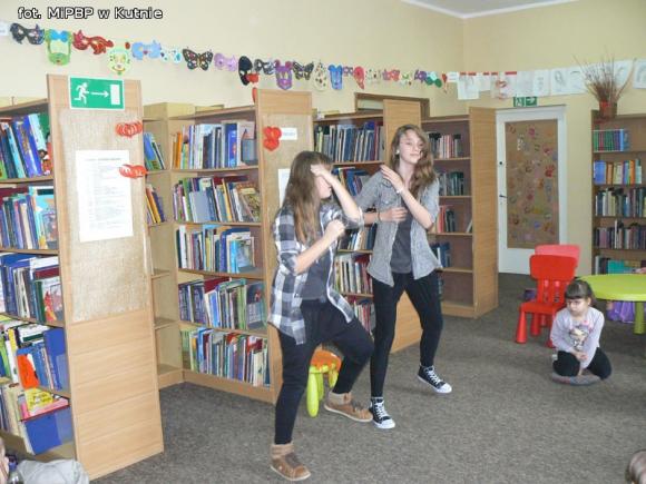 Niezapomniane ferie w bibliotece