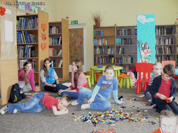 Niezapomniane ferie w bibliotece