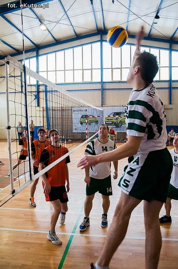 Gostynin Team wygrał Walentynkowy Turniej Siatkówki w Żychlinie