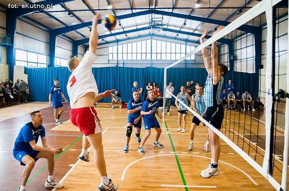 Gostynin Team wygrał Walentynkowy Turniej Siatkówki w Żychlinie