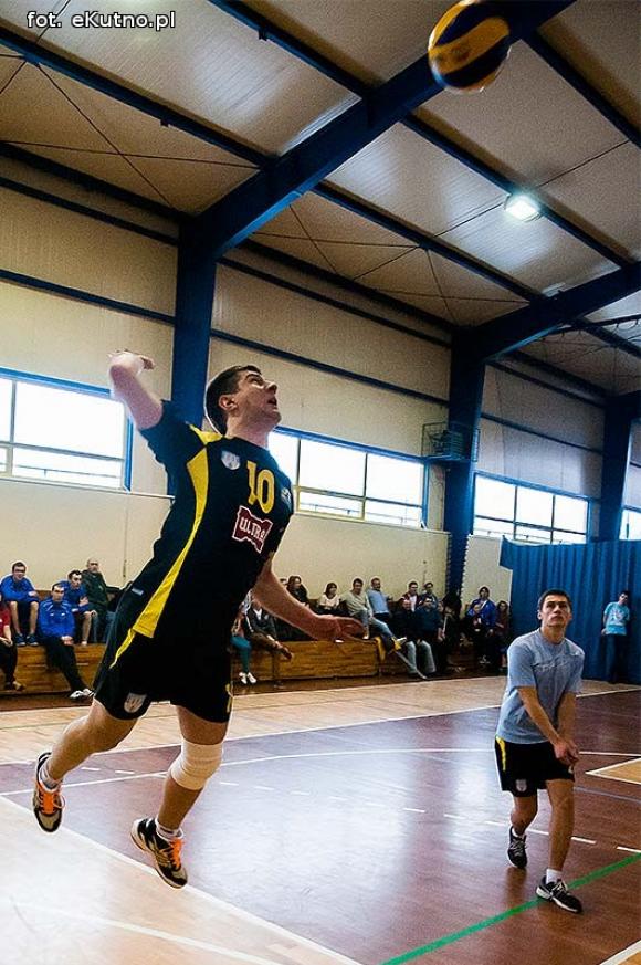 Gostynin Team wygrał Walentynkowy Turniej Siatkówki w Żychlinie