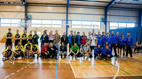 Gostynin Team wygrał Walentynkowy Turniej Siatkówki w Żychlinie