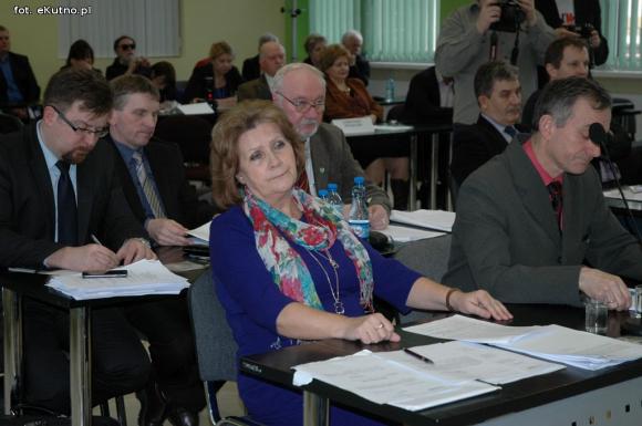 Łuczak w akcji, a Kłopotowski wnioskuje o sesję nadzwyczajną