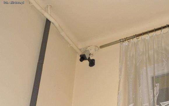 eKutno z plusem: Kamery są, spokój jest, ale jak tu teraz podrapać się po tyłku?
