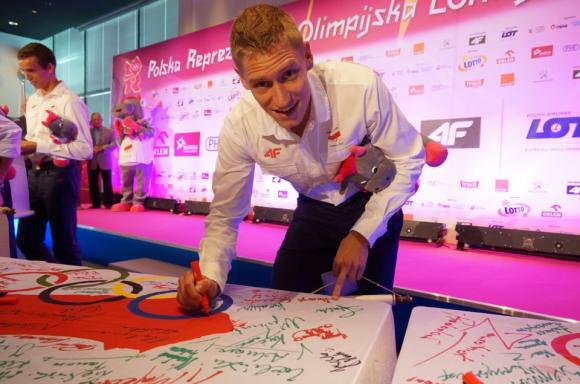 Lekkoatleta Michał Pietrzak z Krośniewic o włos od medalu