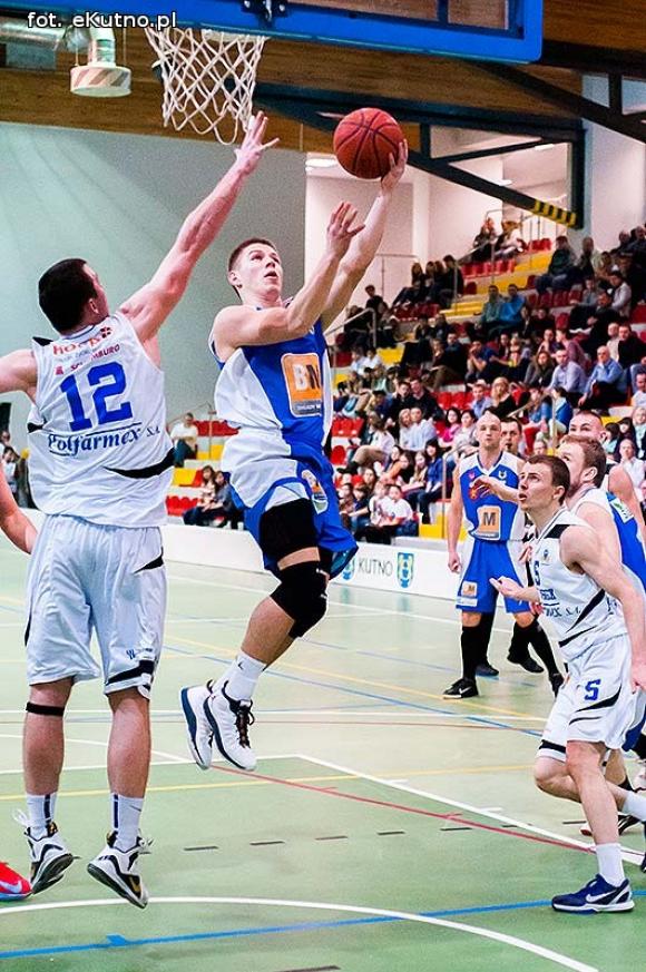 AZS wygrywa ze STALĄ Ostrów Wielkopolski