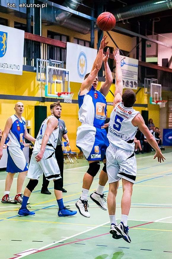 AZS wygrywa ze STALĄ Ostrów Wielkopolski