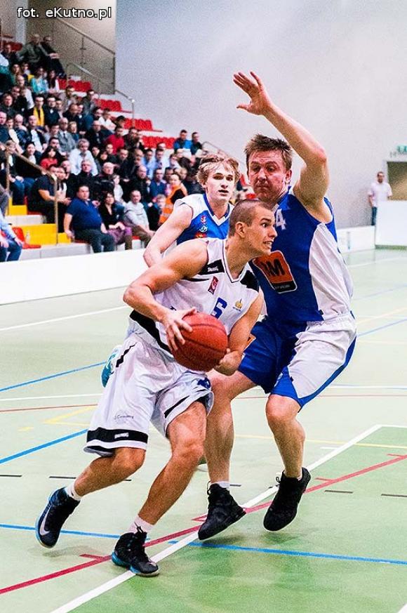 AZS wygrywa ze STALĄ Ostrów Wielkopolski