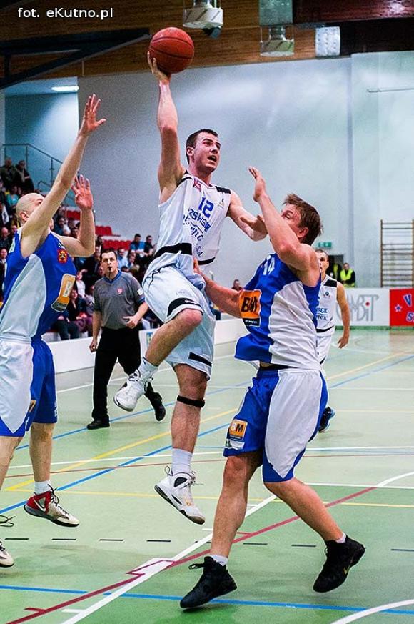 AZS wygrywa ze STALĄ Ostrów Wielkopolski