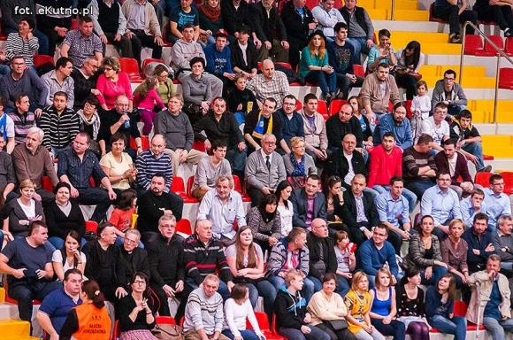 AZS wygrywa ze STALĄ Ostrów Wielkopolski