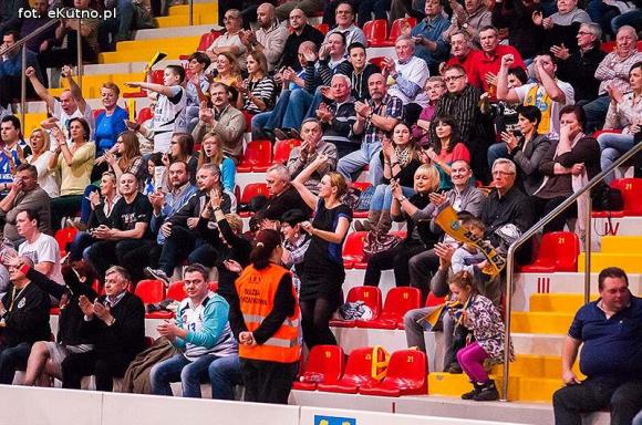 AZS wygrywa ze STALĄ Ostrów Wielkopolski