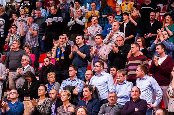 AZS wygrywa ze STALĄ Ostrów Wielkopolski