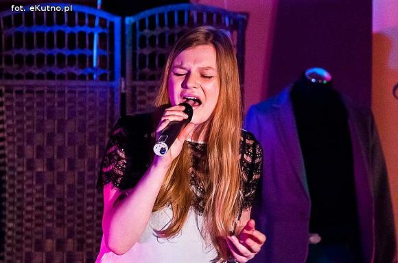 Być kobietą, bo kobiety są występne i zdradzieckie... Piosenki o kobietach i dla nich w Hotelu Rondo