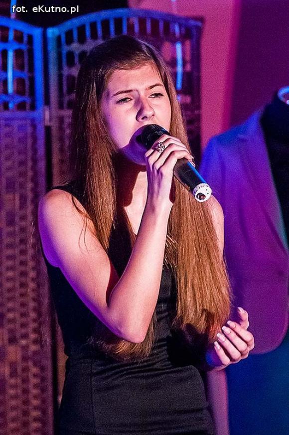 Być kobietą, bo kobiety są występne i zdradzieckie... Piosenki o kobietach i dla nich w Hotelu Rondo