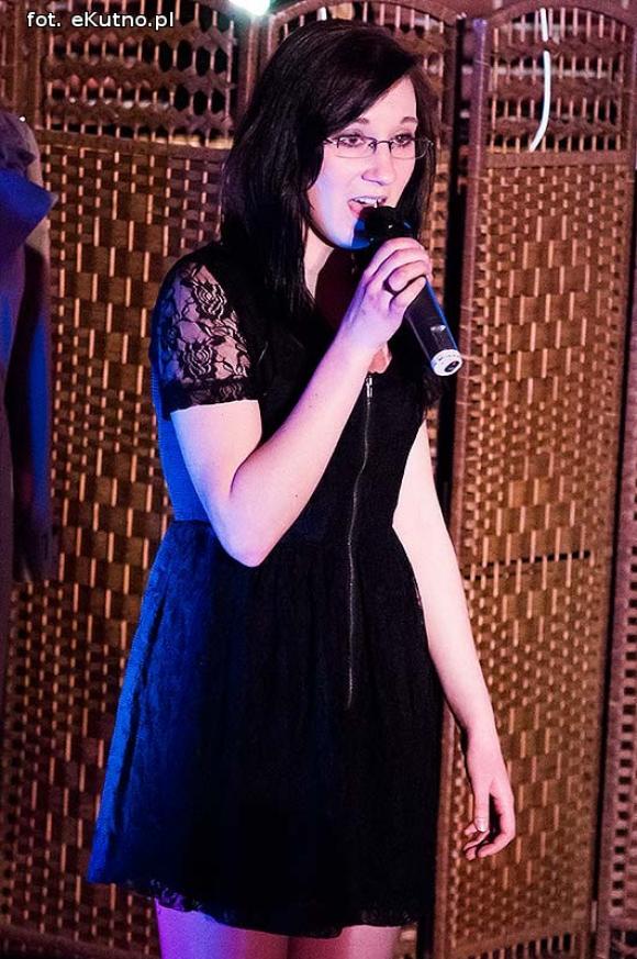 Być kobietą, bo kobiety są występne i zdradzieckie... Piosenki o kobietach i dla nich w Hotelu Rondo